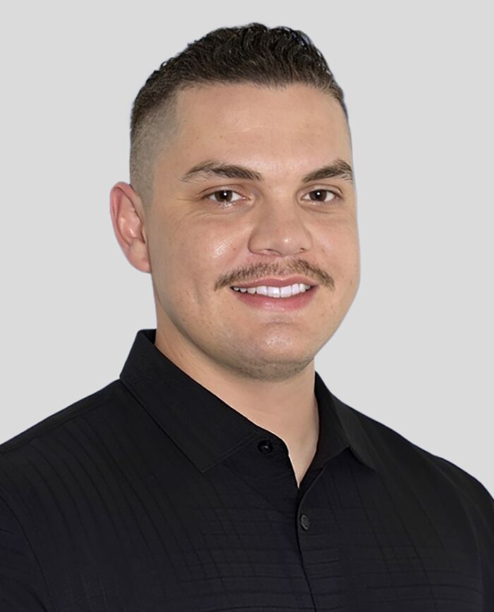 Stephan Sanchez Headshot.